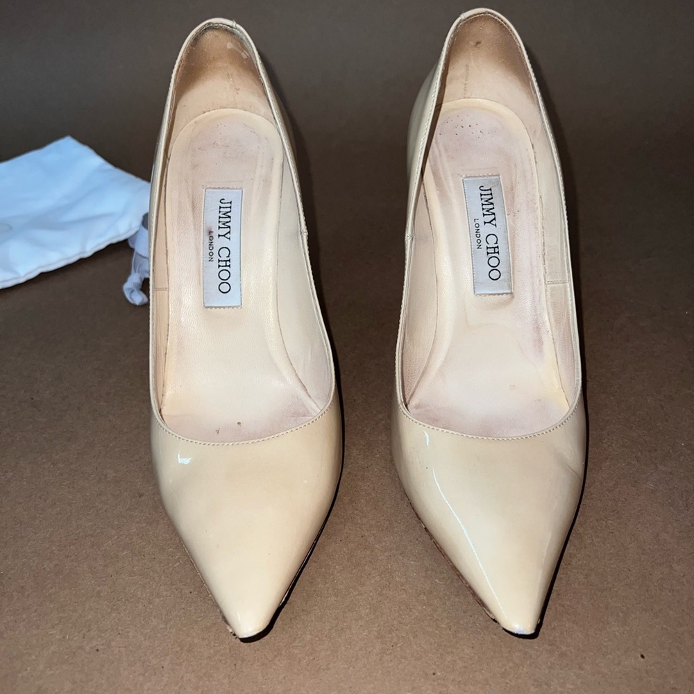 JIMMY CHOO Nude Pumps